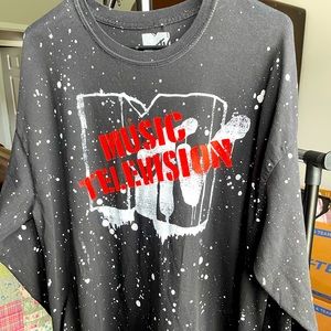 MTV oversized long sleeve tee